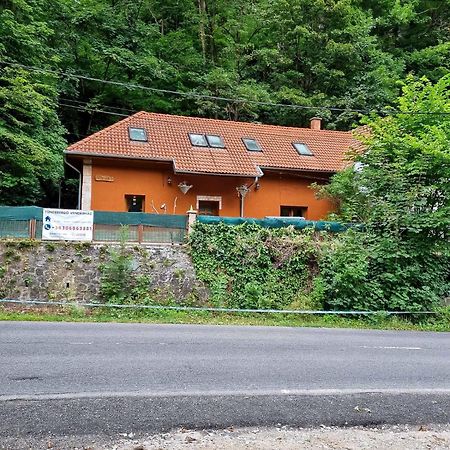 Tuendererdo Villa Miskolc Eksteriør bilde