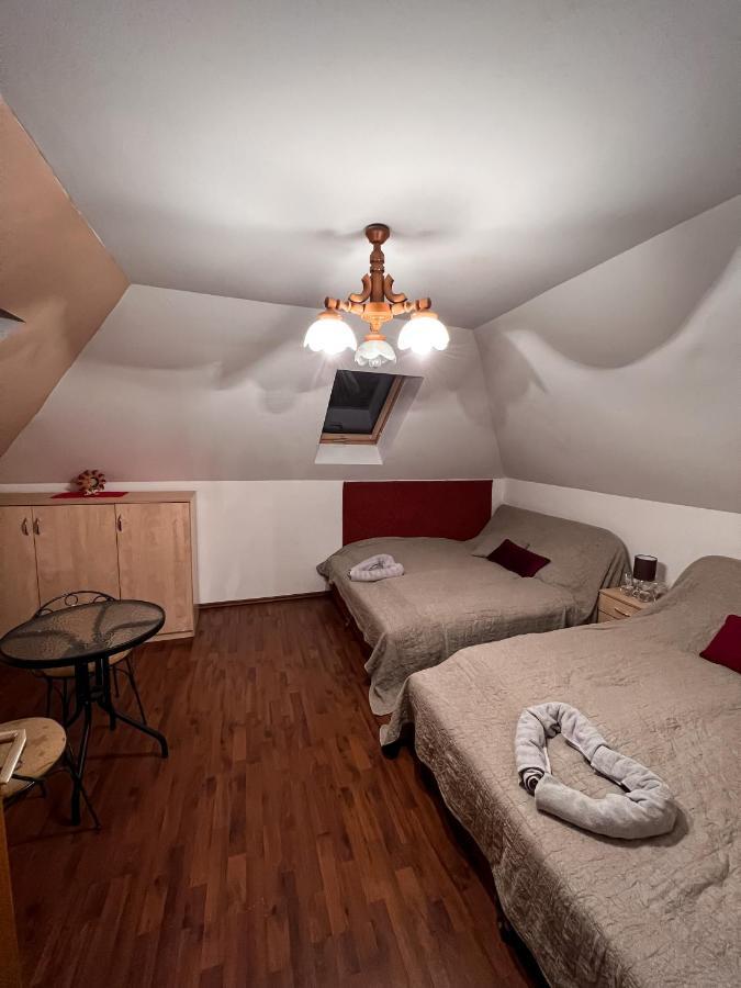 Tuendererdo Villa Miskolc Eksteriør bilde